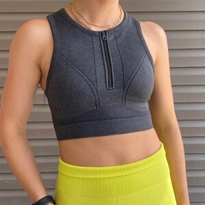 OFFLINE Aerie Sports Bra Size Large Dark Gray Most Support 1/4 Zip Full Coverage